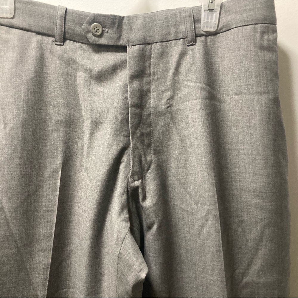 Elegant Men's Blazer in Light Gray with Black Trim - Picture 5 of 6